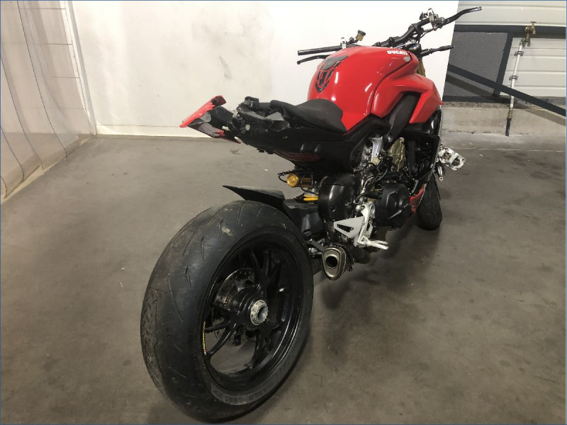 DUCATI 1100 STREETFIGHTER V4 S