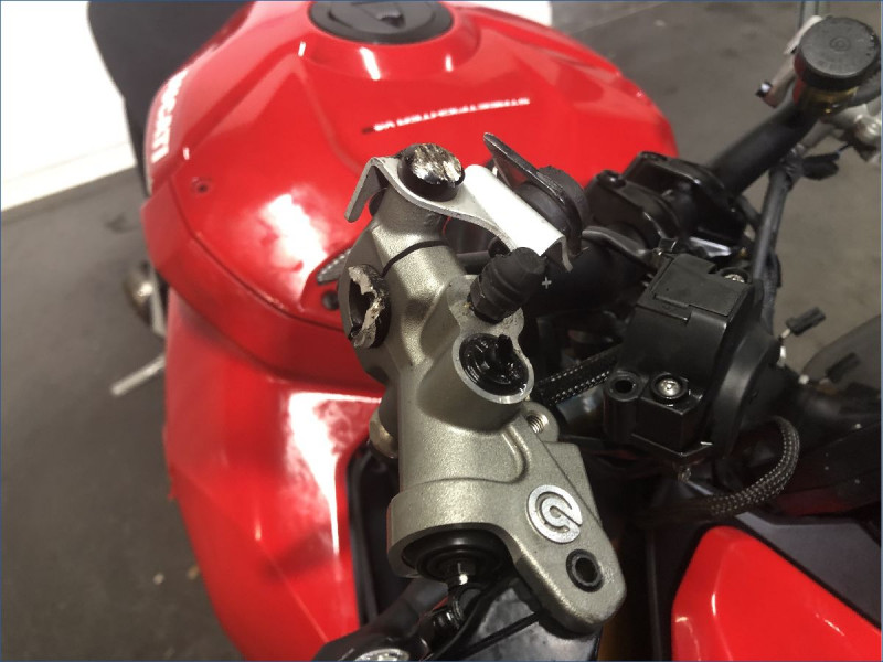 DUCATI 1100 STREETFIGHTER V4 S