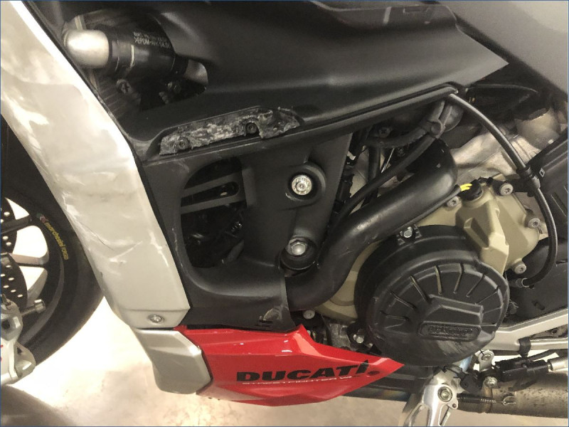 DUCATI 1100 STREETFIGHTER V4 S
