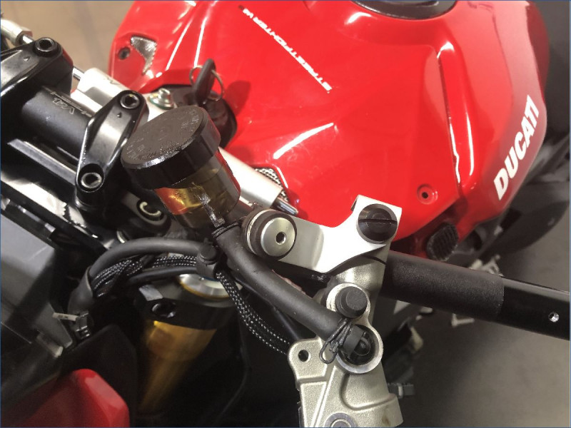 DUCATI 1100 STREETFIGHTER V4 S