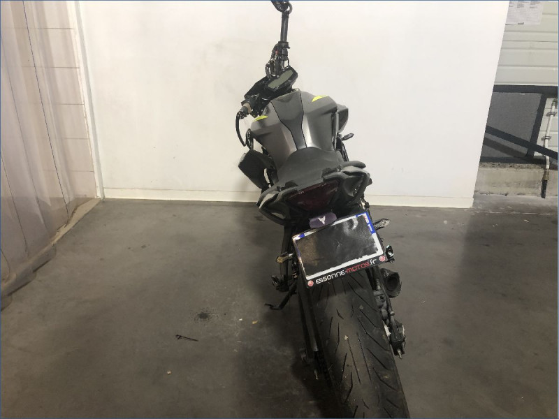 YAMAHA MT07 