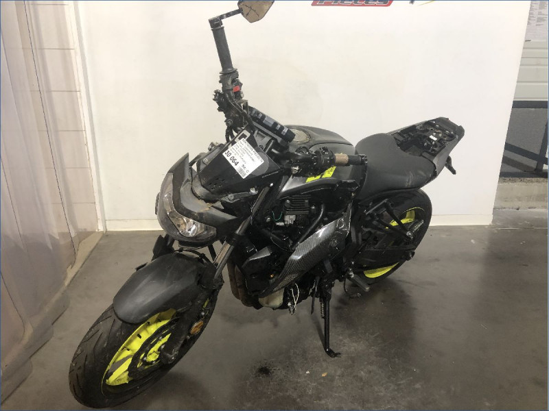 YAMAHA MT07 