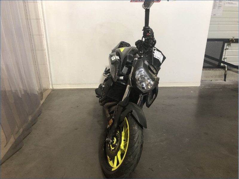 YAMAHA MT07 