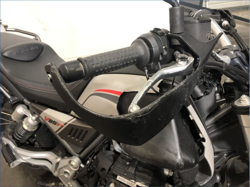 MOTO GUZZI 850 V85 TT 
