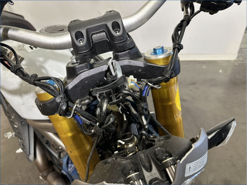 DUCATI 1200 MONSTER S