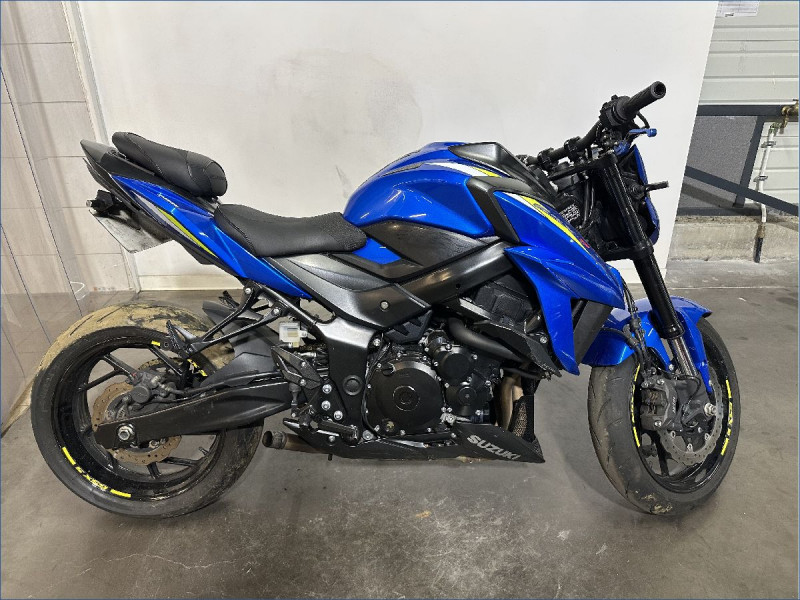 SUZUKI 750 GSX-S A2