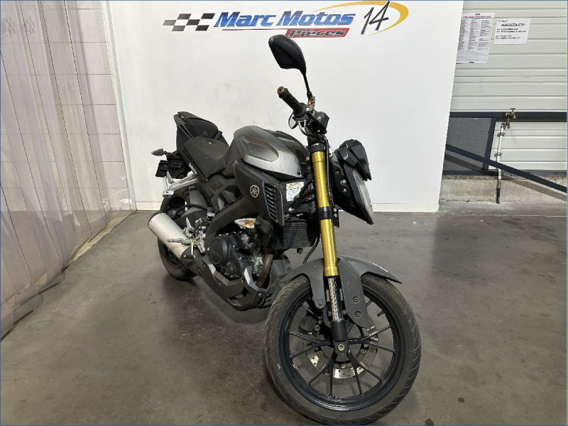 YAMAHA MT125 