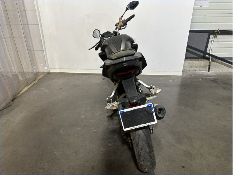 YAMAHA MT125 