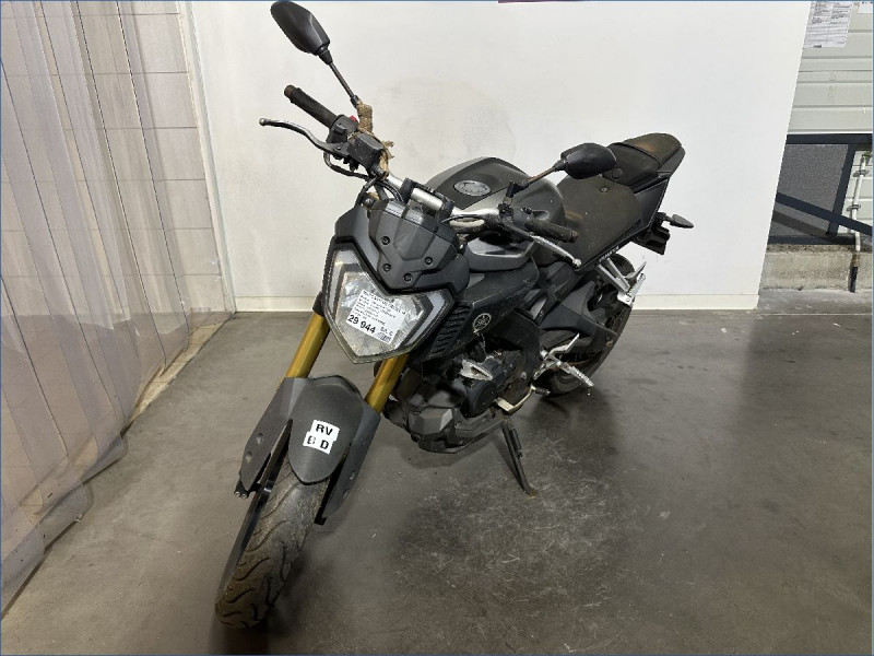YAMAHA MT125 
