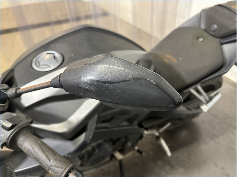 YAMAHA MT125 