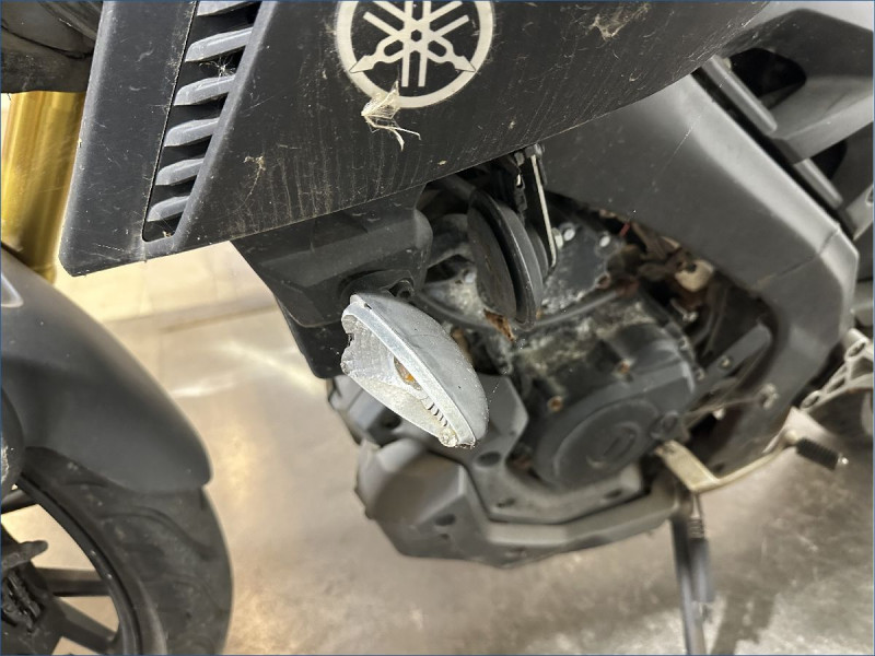 YAMAHA MT125 