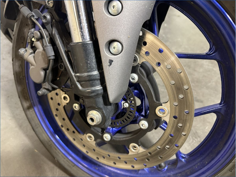 YAMAHA MT03 300 