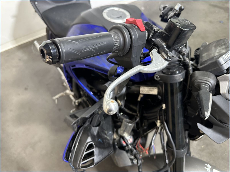 YAMAHA MT03 300 