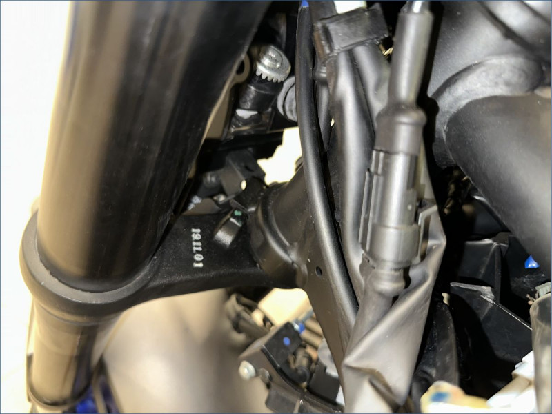 YAMAHA MT03 300 