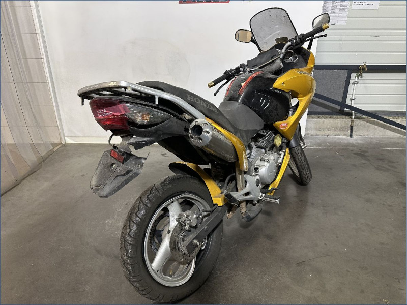 HONDA 125 VARADERO 