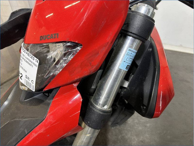 DUCATI 821 HYPERSTRADA 