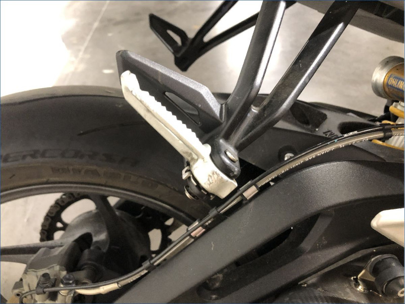 TRIUMPH 765 STREET TRIPLE RS