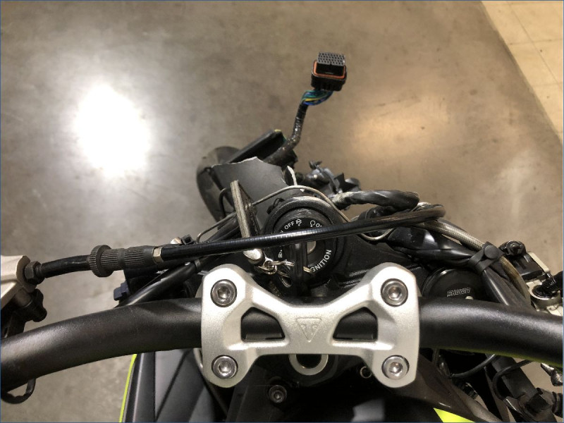 TRIUMPH 765 STREET TRIPLE RS