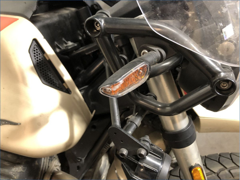MOTO GUZZI 850 V85 TT 