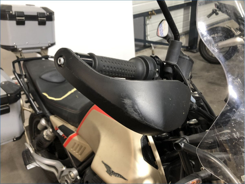 MOTO GUZZI 850 V85 TT 