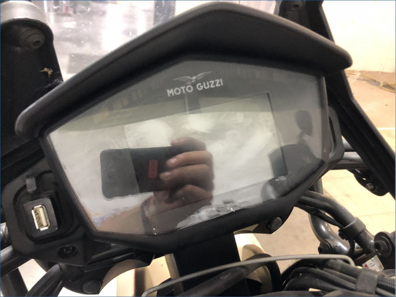 MOTO GUZZI 850 V85 TT 