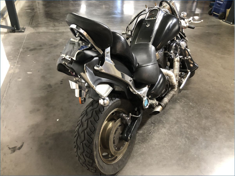 SUZUKI 1500 LC INTRUDER 