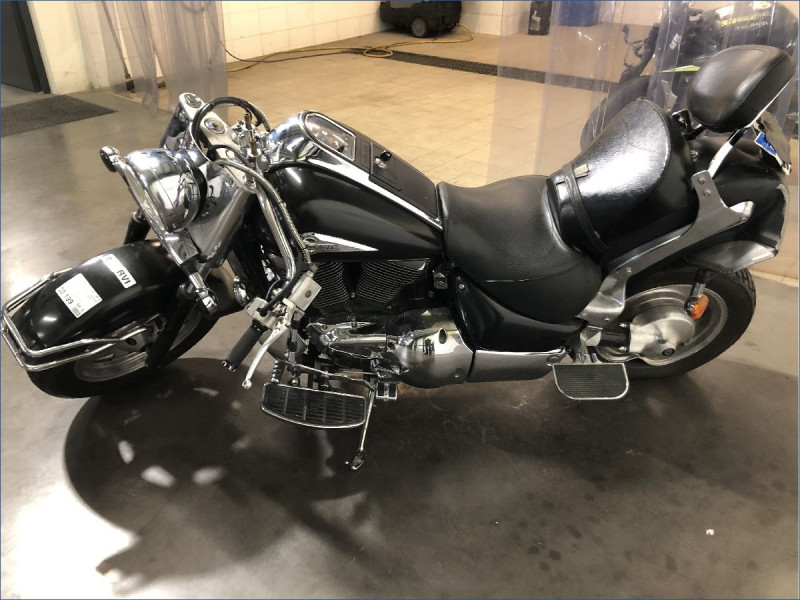 SUZUKI 1500 LC INTRUDER 