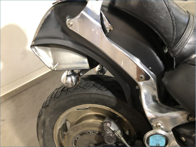SUZUKI 1500 LC INTRUDER 