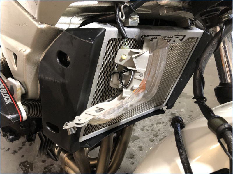 SUZUKI 600 GSR 