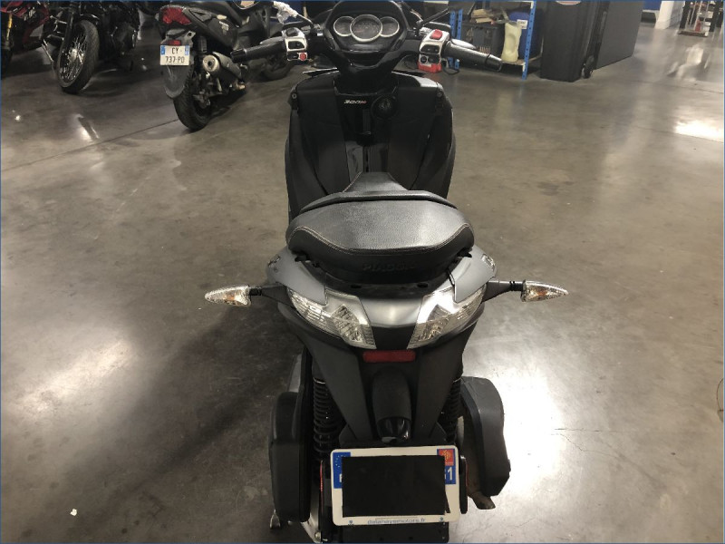PIAGGIO 300 MP3 YOURBAN 