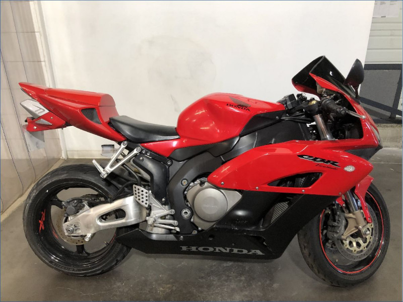 HONDA 1000 CBR R 