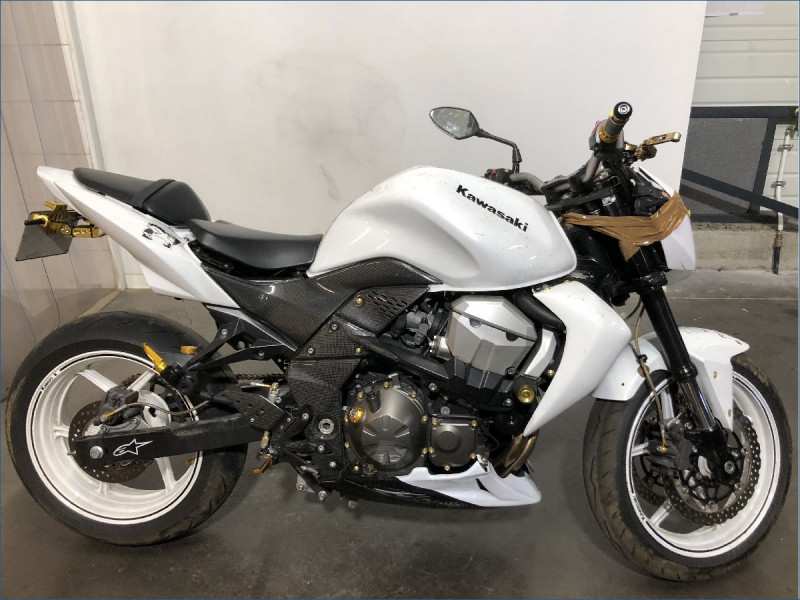 KAWASAKI Z750 