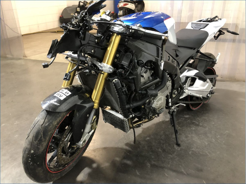 BMW S1000RR 
