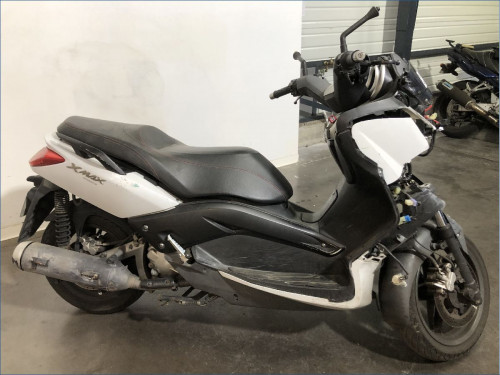 YAMAHA 250 XMAX 