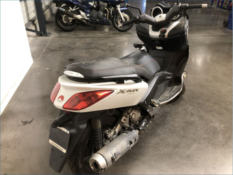 YAMAHA 250 XMAX 