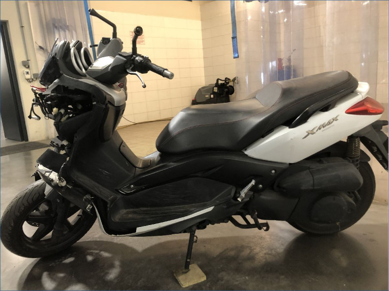 YAMAHA 250 XMAX 