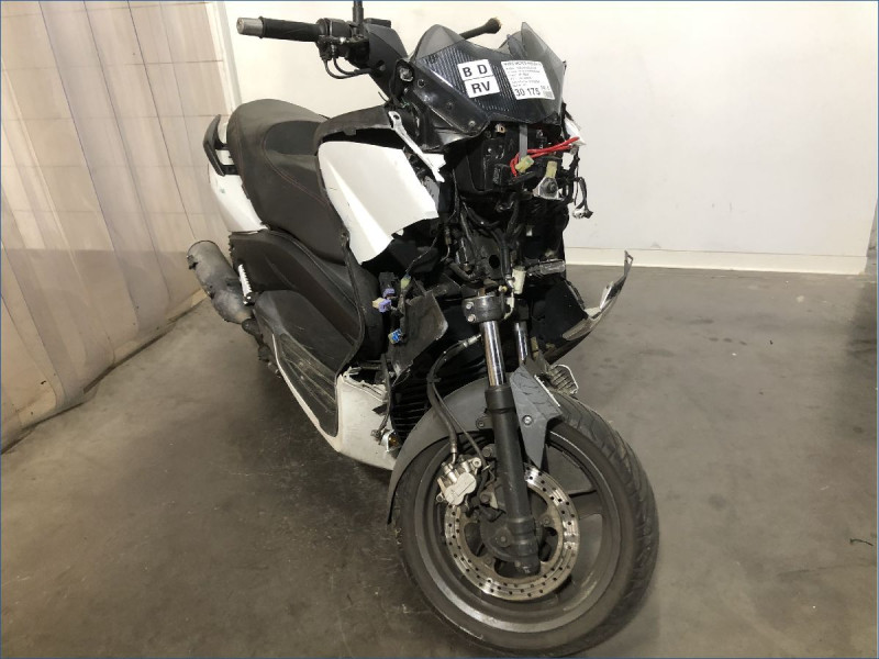 YAMAHA 250 XMAX 