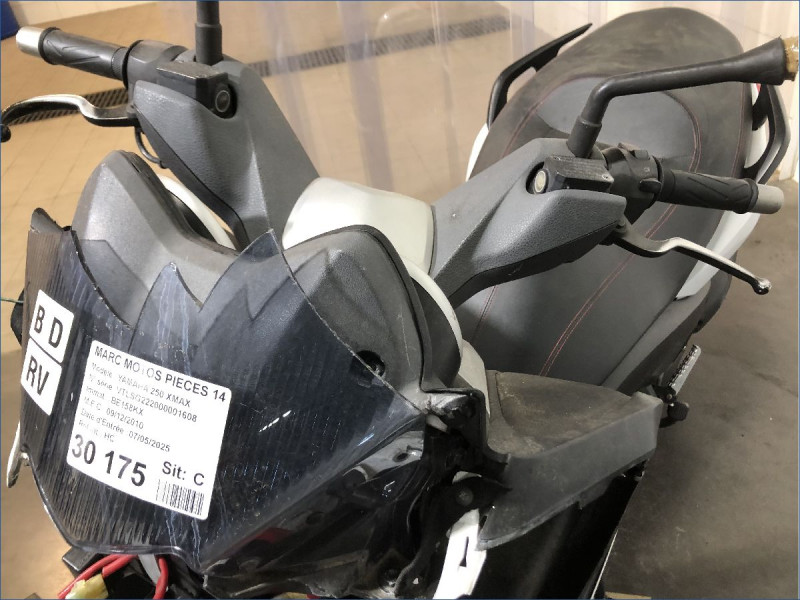 YAMAHA 250 XMAX 