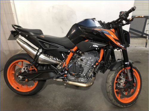 KTM 890 DUKE R