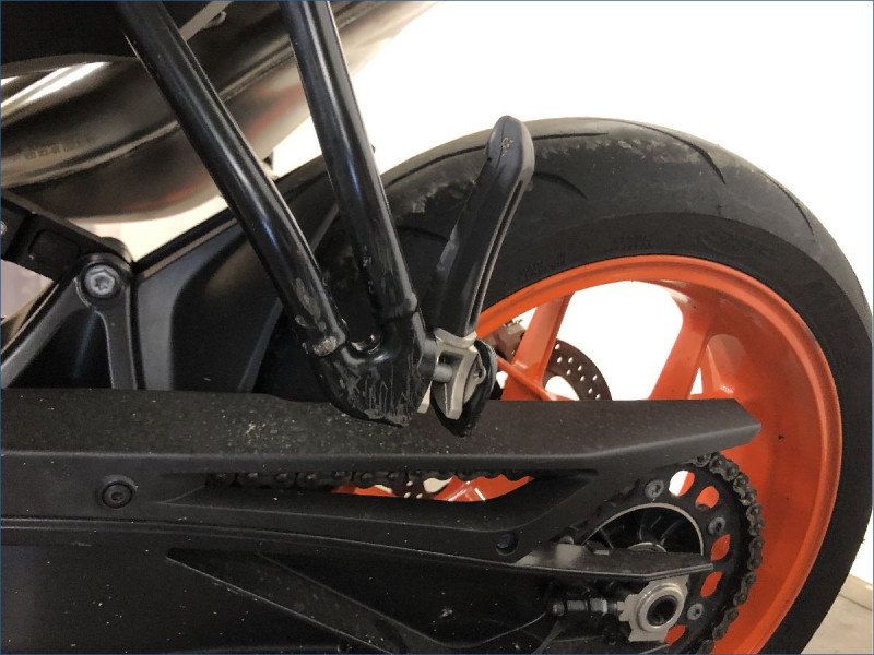 KTM 890 DUKE R