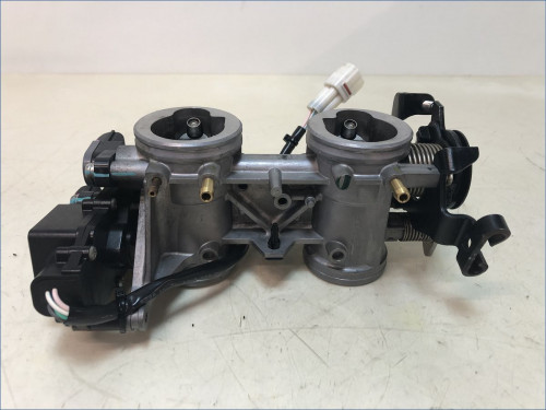 RAMPE D&#039;INJECTION KAWASAKI Z650 A2 2019