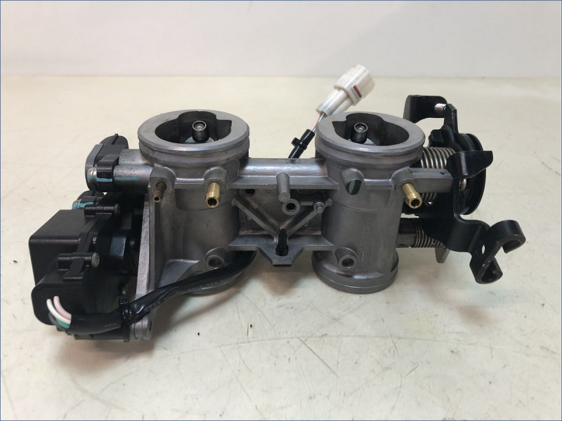 RAMPE D'INJECTION KAWASAKI Z650 A2 2019