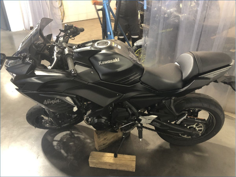 KAWASAKI 650 NINJA 