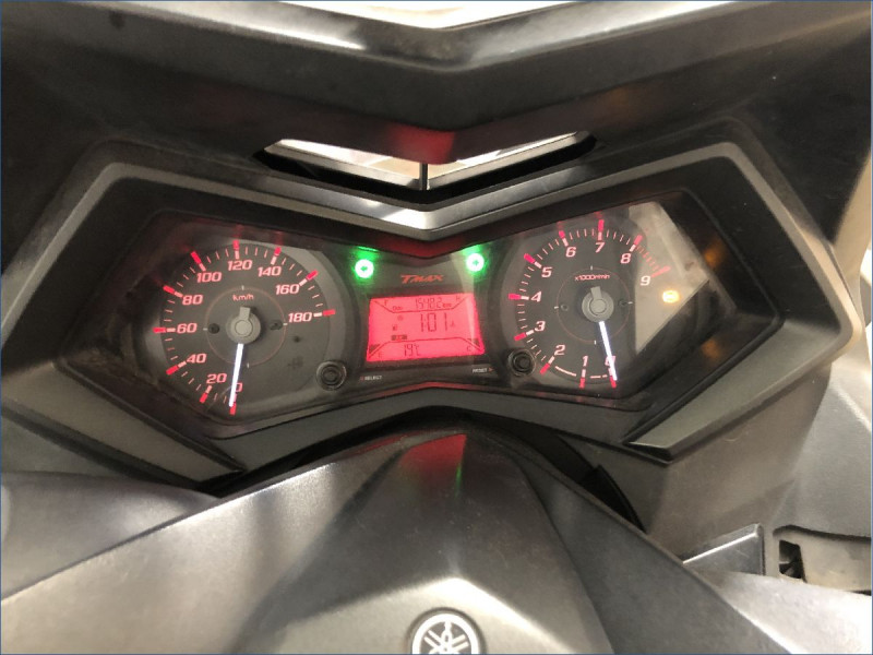 YAMAHA 530 TMAX 