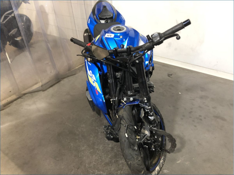 SUZUKI 750 GSX-S 