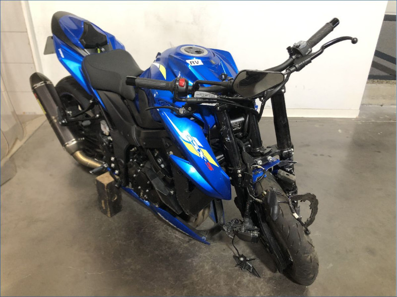 SUZUKI 750 GSX-S 