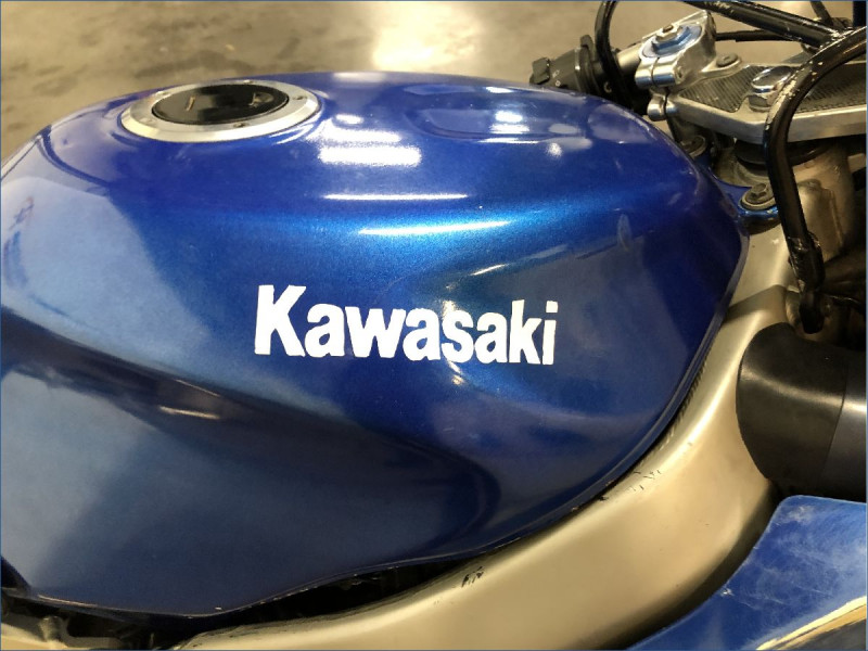 KAWASAKI ZX6R 