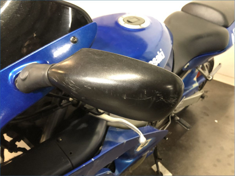 KAWASAKI ZX6R 