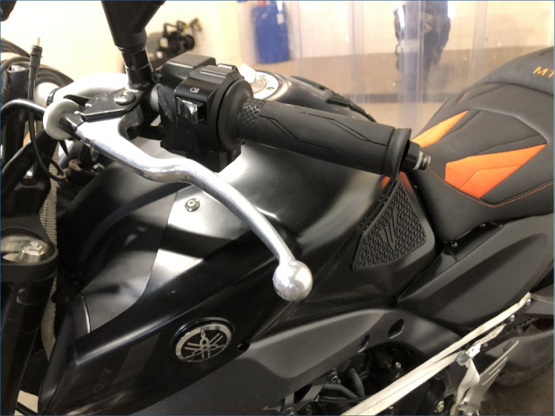 YAMAHA MT09 