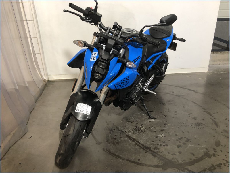 SUZUKI 800 GSX-8S 